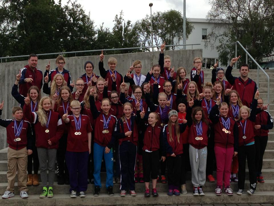 AMÍ hálfnað - ÍRB leiðir með miklum yfirburðum