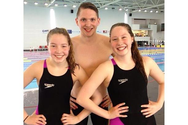 Íris og Ólöf lagðar af stað til Póllands