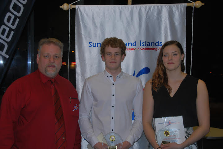 Kristófer og Sunneva á leið til Doha í Qatar!